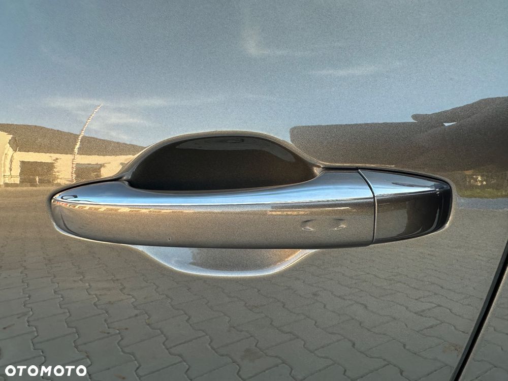 Renault Grand Scenic ENERGY TCe 130 S&S Bose Edition - 16