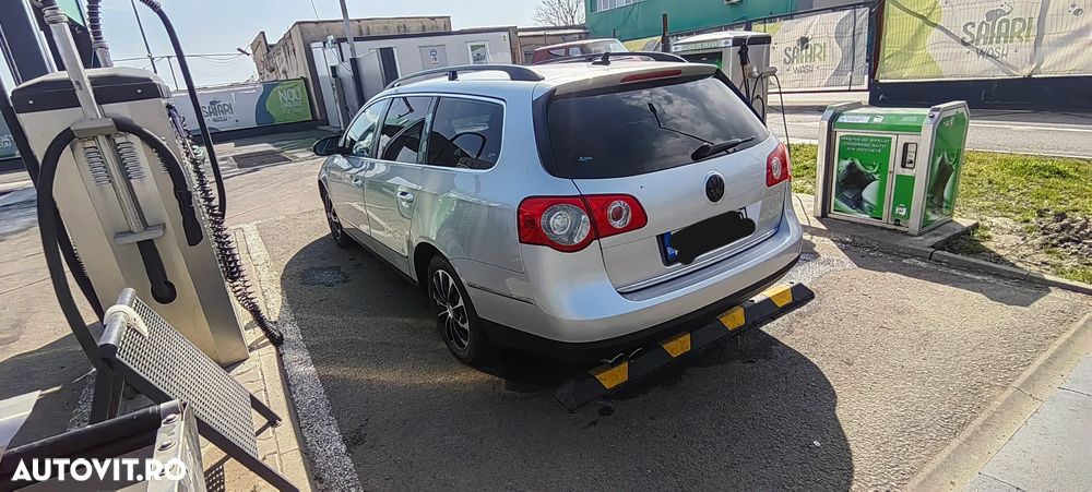 Volkswagen Passat 2.0 TDI DPF DSG Highline - 5