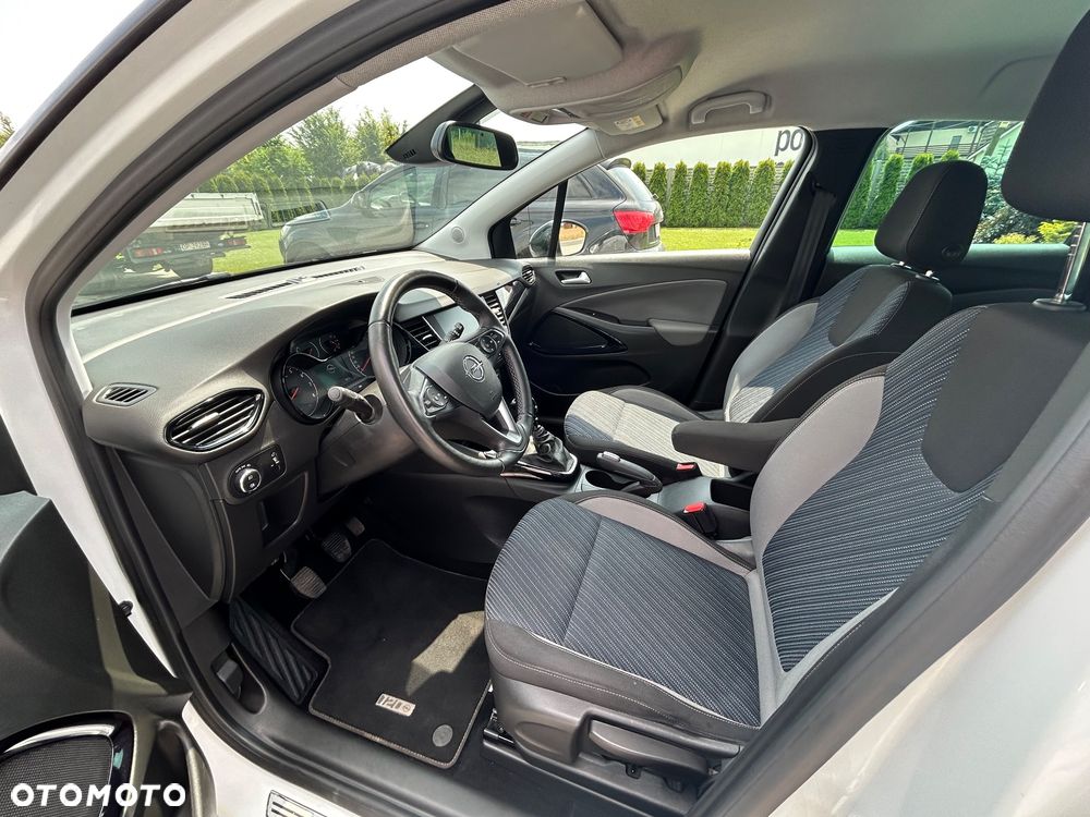 Opel Crossland X - 8