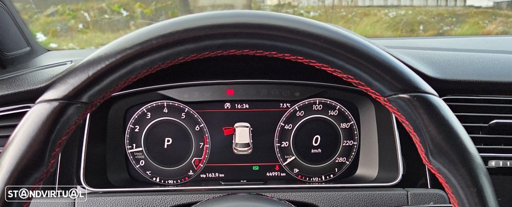 VW Golf GTI 2.0 TSI OPF DSG Performance - 24