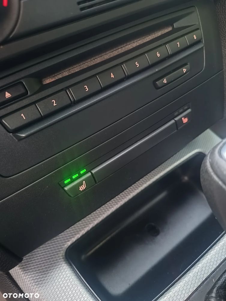 BMW Seria 3 330d DPF Cabrio - 12