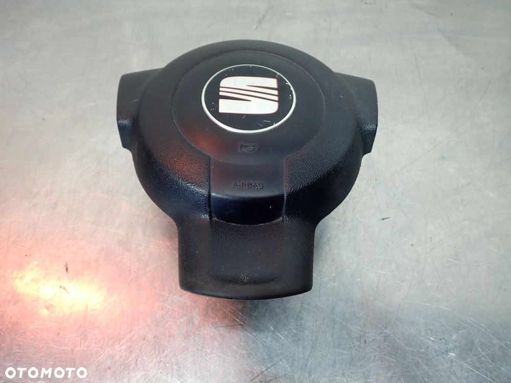 PODUSZKA KIEROWCY SEAT LEON II - 1