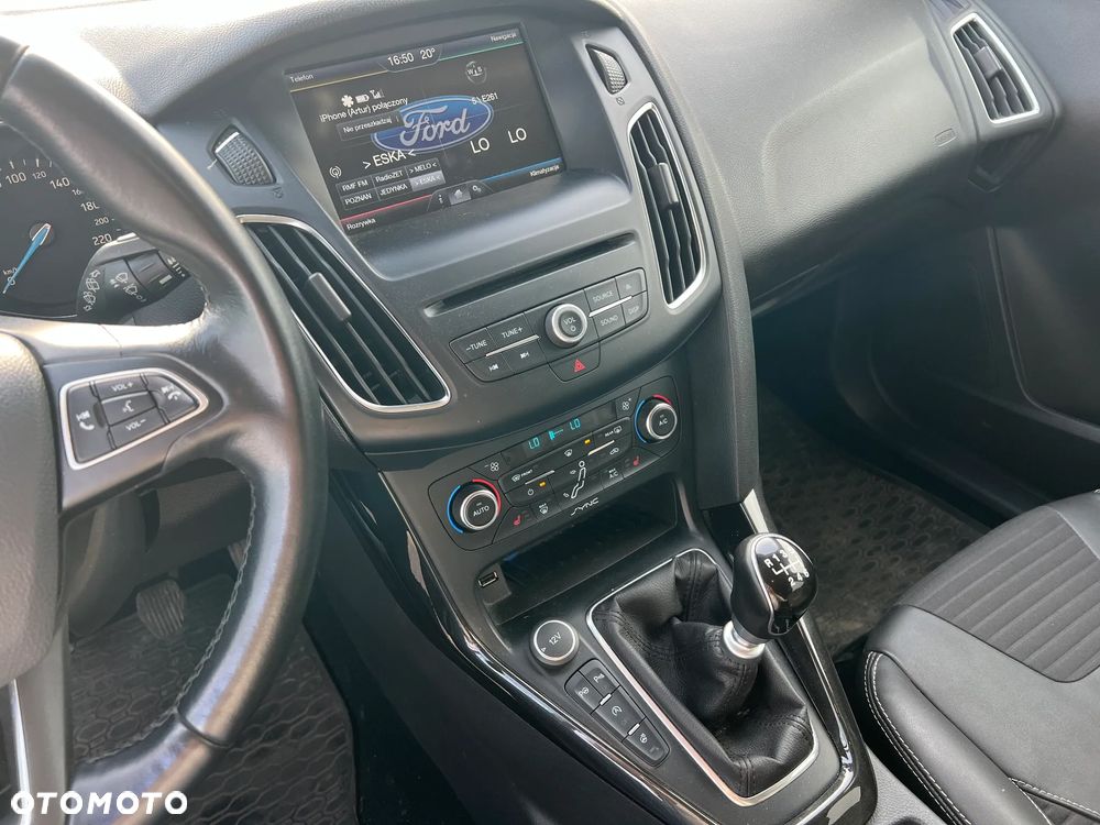 Ford Focus 1.5 TDCi DPF Start-Stopp-System Titanium - 16