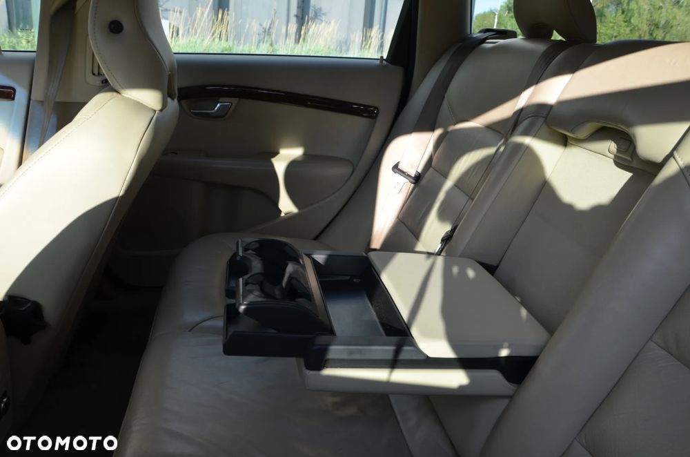 Volvo V70 - 16