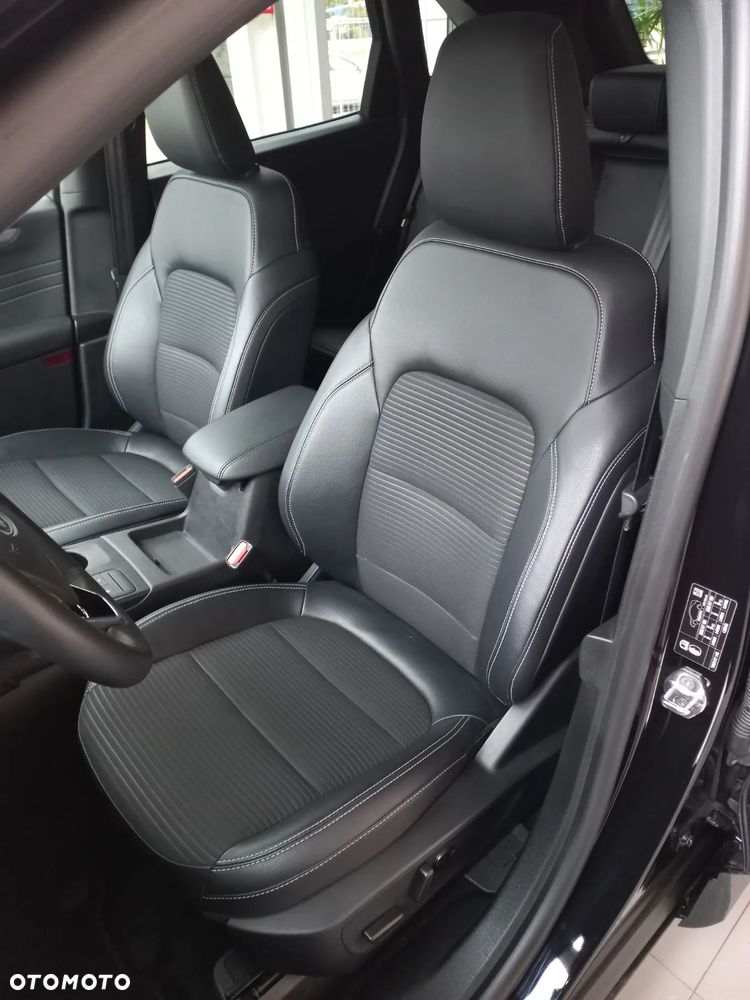 Ford Kuga 2.5 FHEV FWD Titanium X - 15