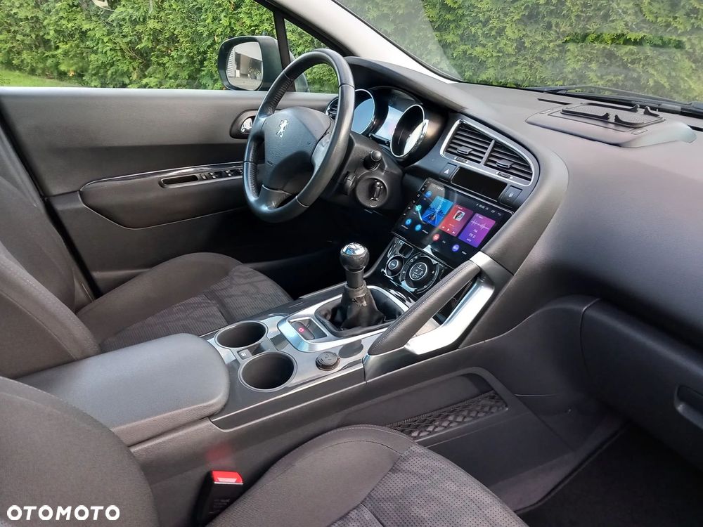 Peugeot 3008 120 VTi Tendance - 29