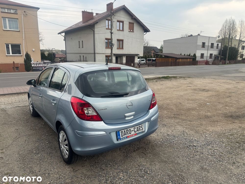Opel Corsa - 18