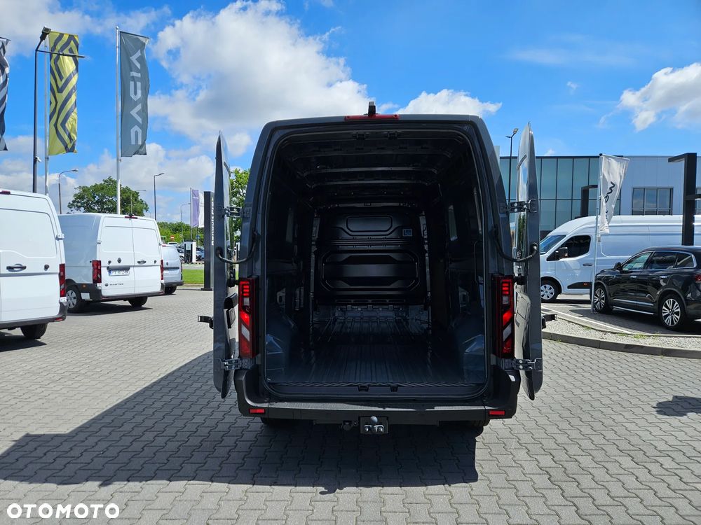 Renault Master Furgon L3H2 2.0dCi 170 - 8