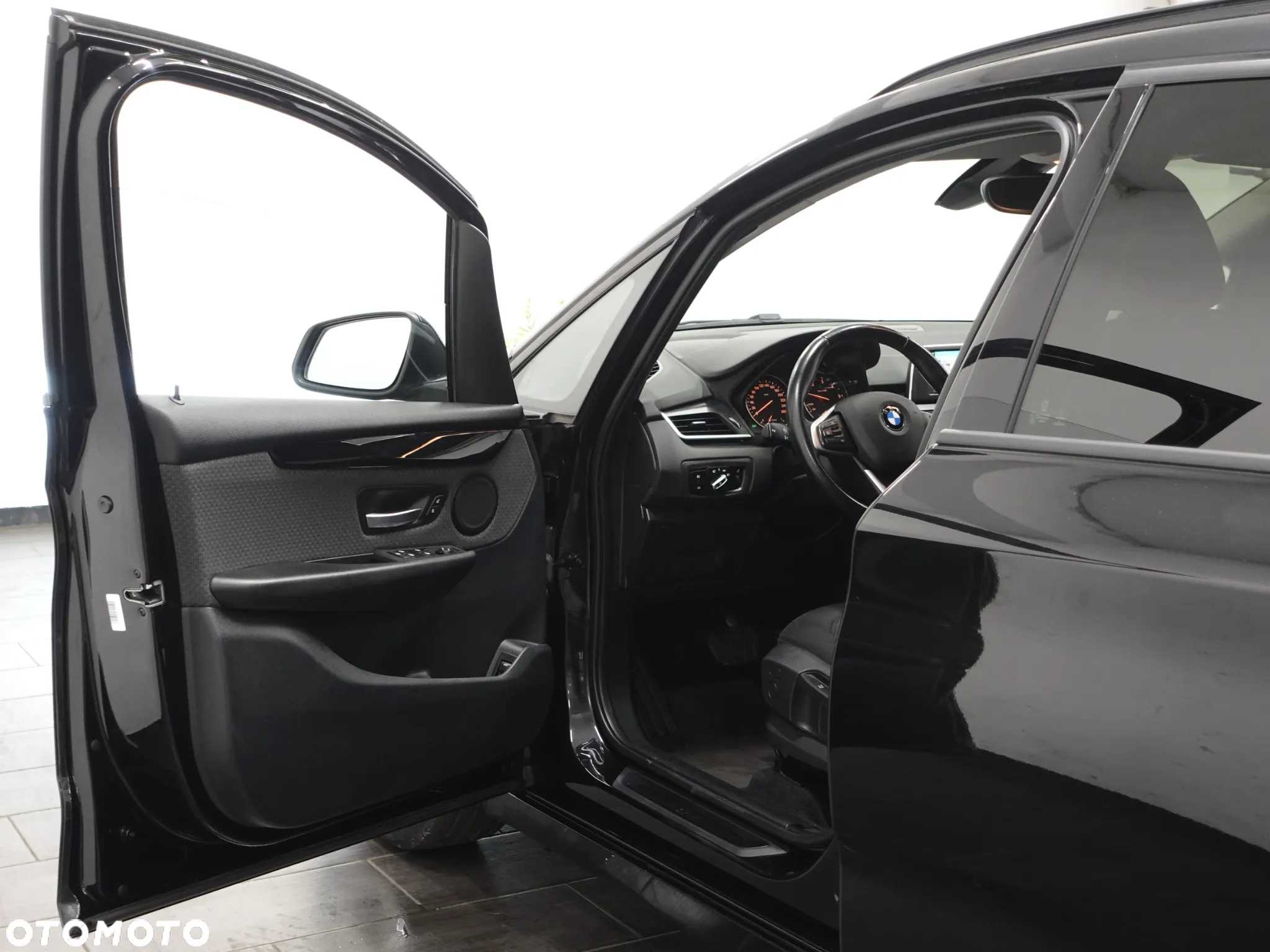 BMW Seria 2 218d Gran Tourer Advantage - 19
