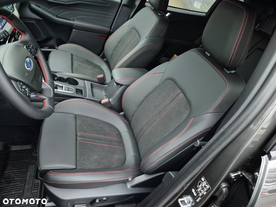 Ford Kuga - 14
