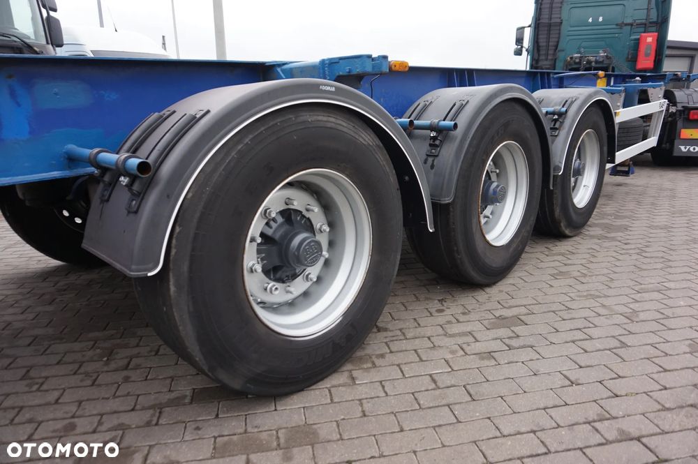 Lag 0-3-39 CD Naczepa Ciężarowa Przewóz Kontenerów Osie BPW - 9