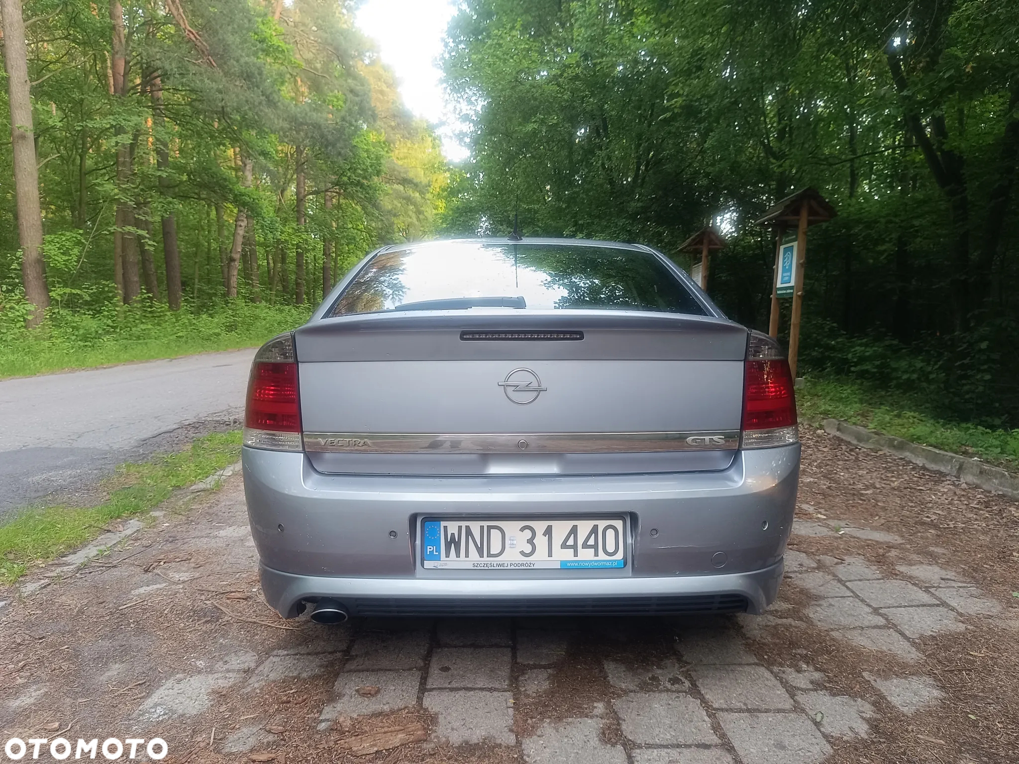 Opel Vectra GTS 1.9 CDTI - 12