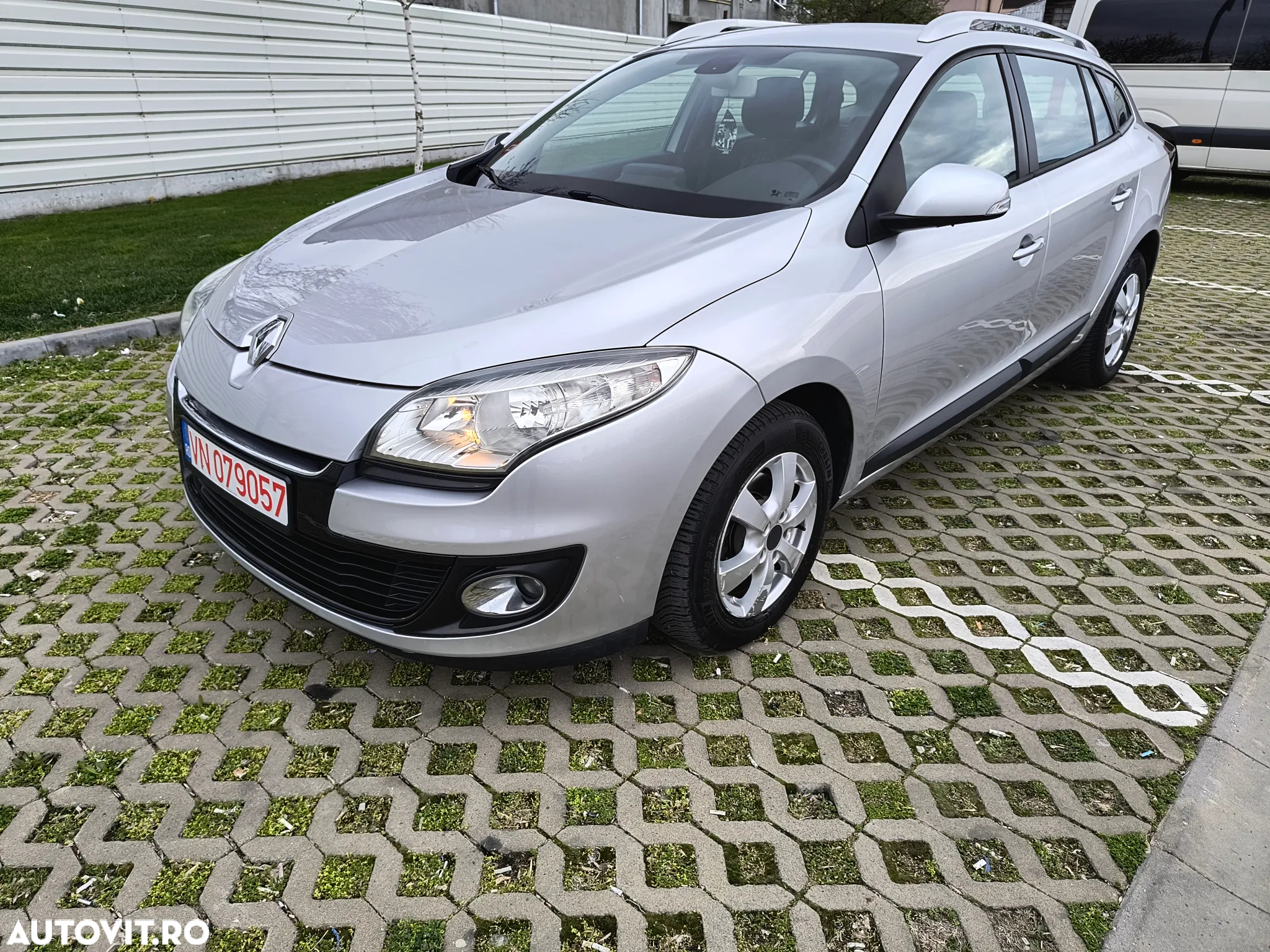 Renault Megane ENERGY dCi 110 Start & Stop Expression - 7