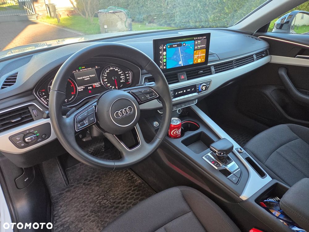 Audi A4 Limousine 35 TFSI mHEV S tronic - 10
