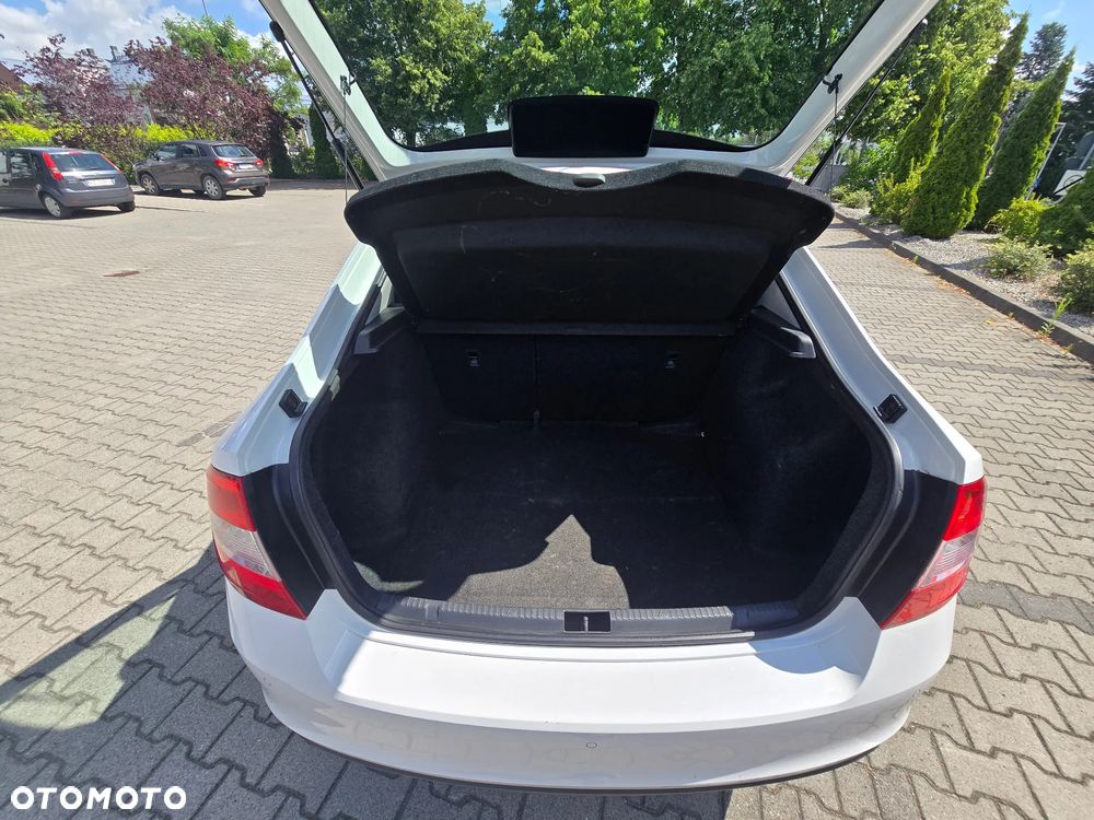 Skoda RAPID 1.2 TSI Ambition - 6