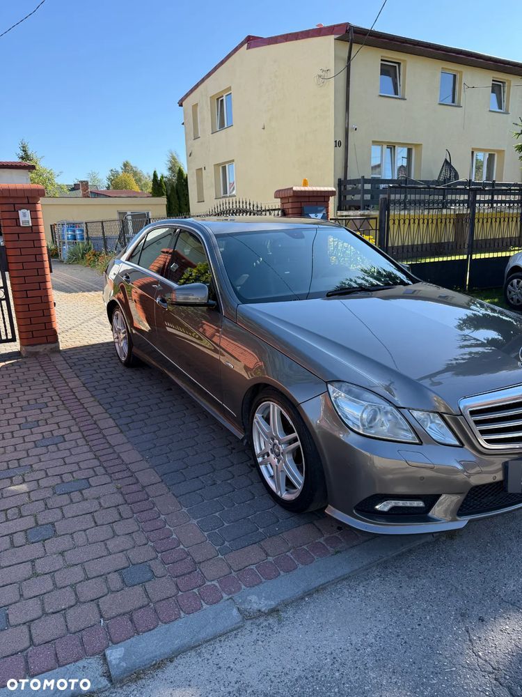 Mercedes-Benz Klasa E 350 CDI BlueEff Elegance - 1