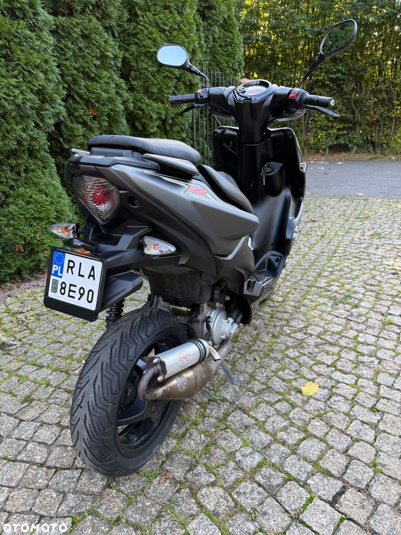 Yamaha Aerox - 8