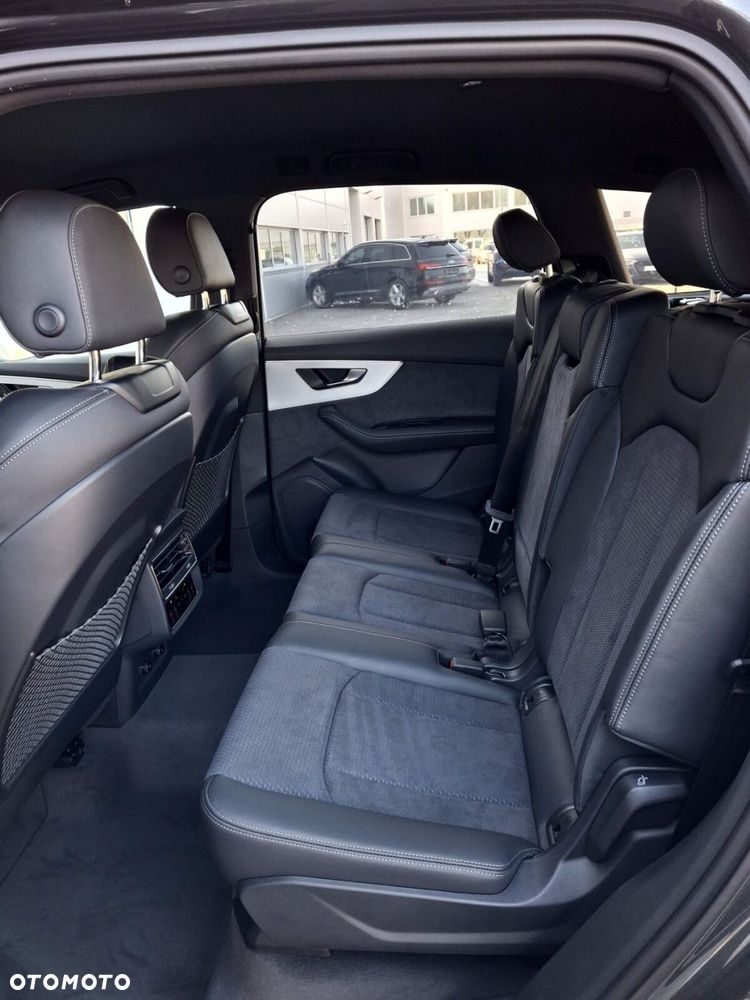 Audi Q7 - 13