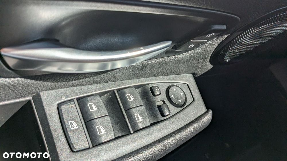 BMW Seria 2 216d Advantage - 30