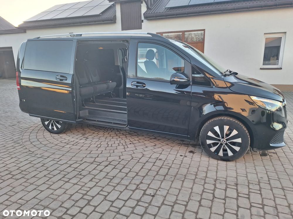 Mercedes-Benz Klasa V - 15