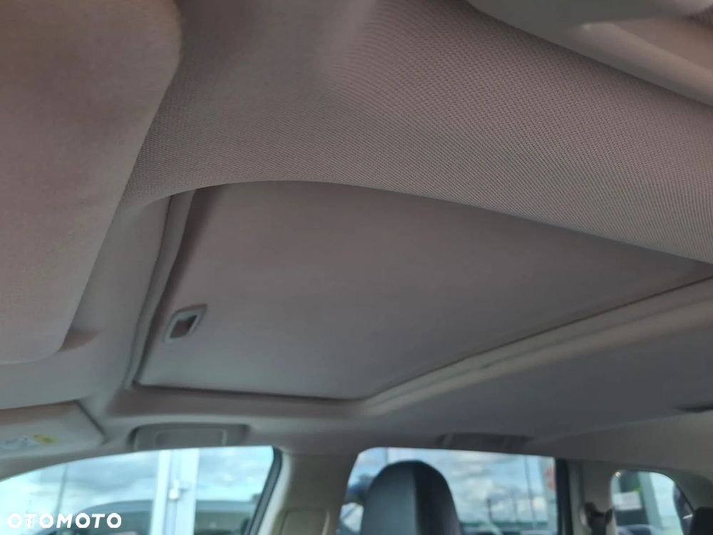 Mitsubishi Outlander 2.0 Instyle Navi 4WD CVT - 15