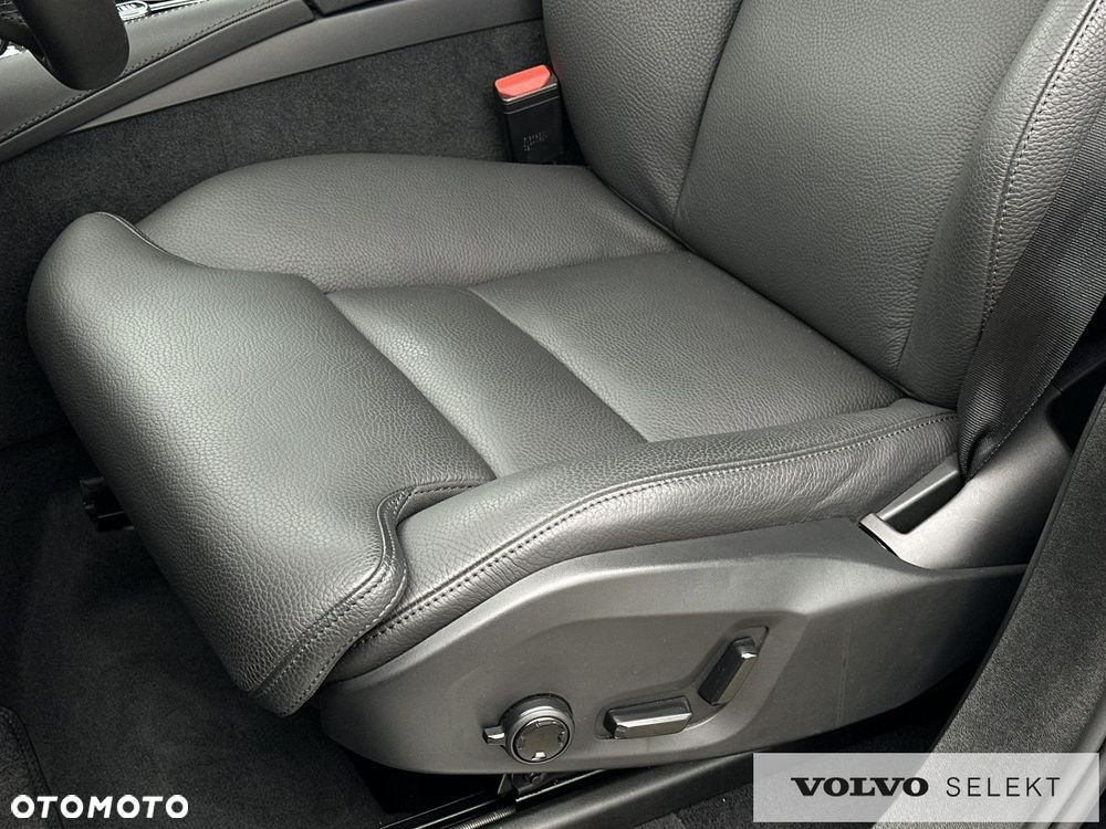 Volvo XC 90 - 12
