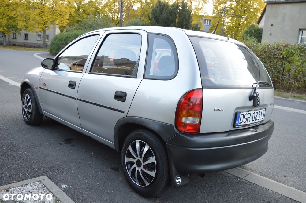 Opel Corsa - 6