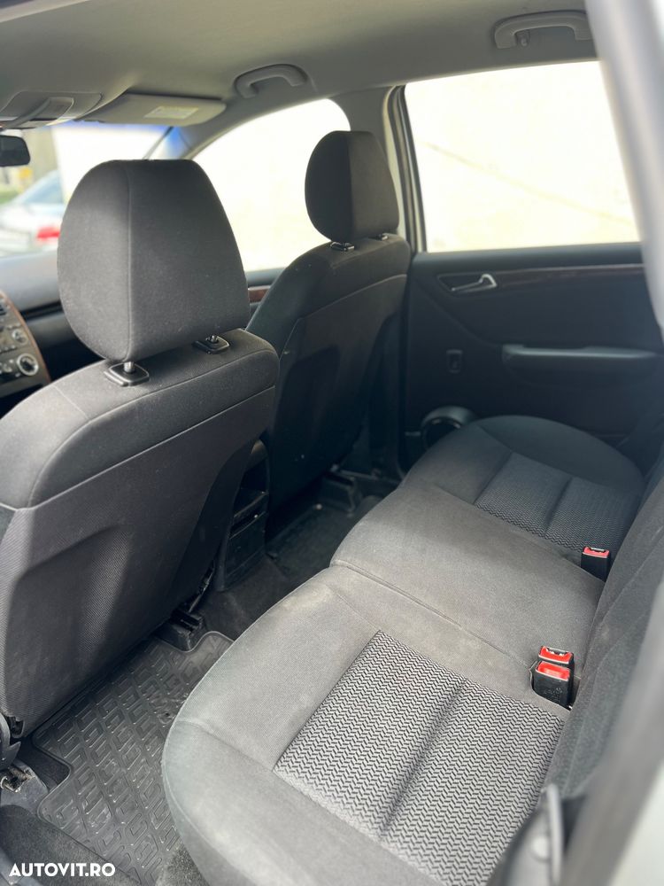 Mercedes-Benz A 180 - 15