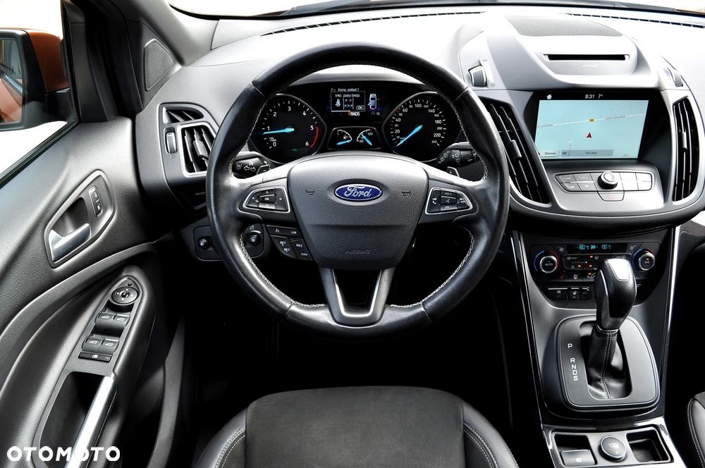 Ford Kuga 2.0 TDCi AWD ST-Line - 27