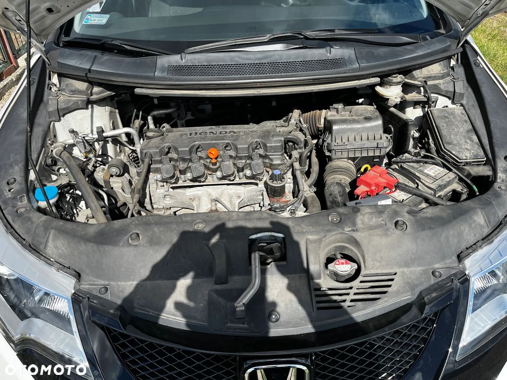 Honda Civic 1.8 Style Edition (Honda Connect+) - 11
