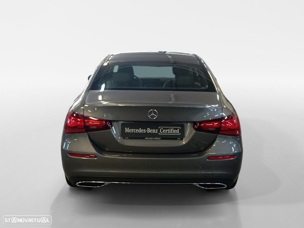 Mercedes-Benz A 200 Limousine d Style Aut. - 4