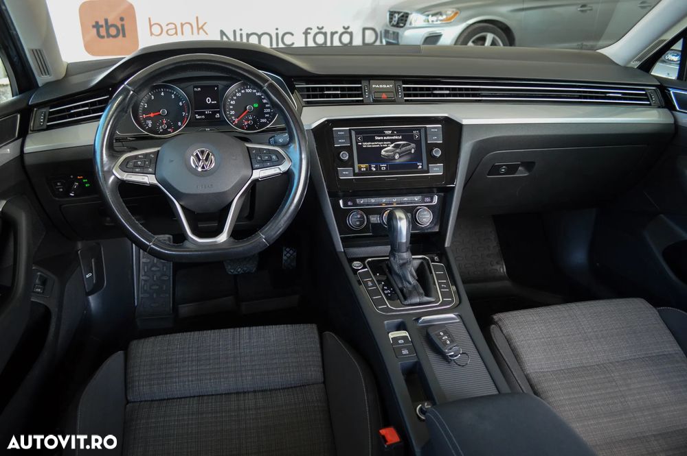 Volkswagen Passat 1.5 TSI ACT DSG Comfortline - 29