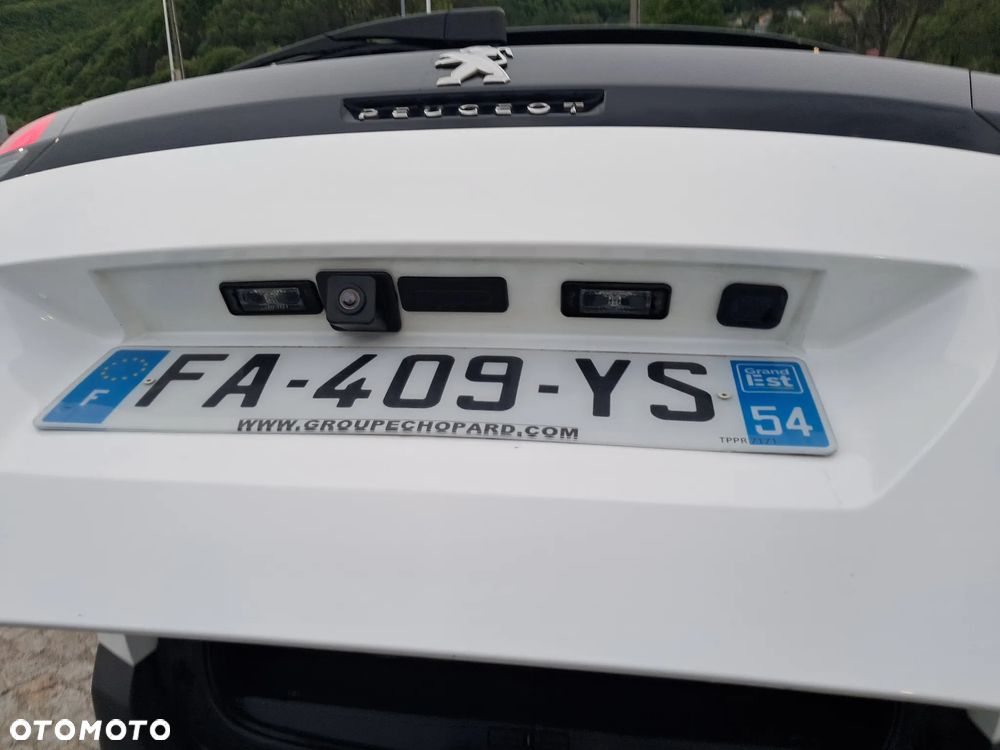 Peugeot 5008 BlueHDi 180 EAT8 GT - 24