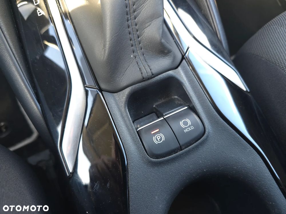 Toyota Corolla 1.8 Hybrid Comfort - 29