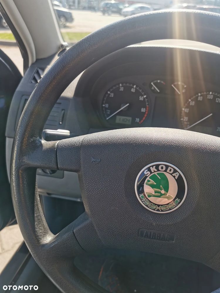 Skoda Fabia 1.4 16V Classic - 10