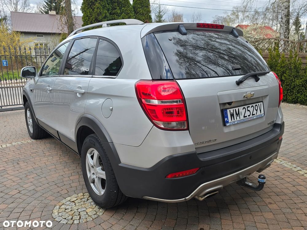 Chevrolet Captiva 2.4 AWD LT+ - 3