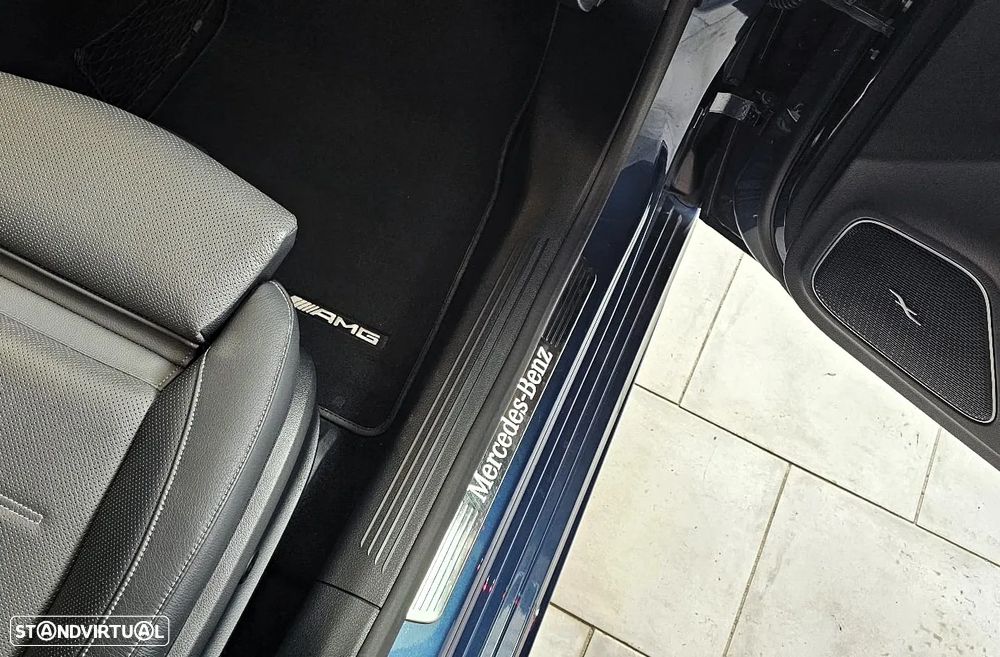Mercedes-Benz A 180 Limousine d AMG Line Aut. - 40
