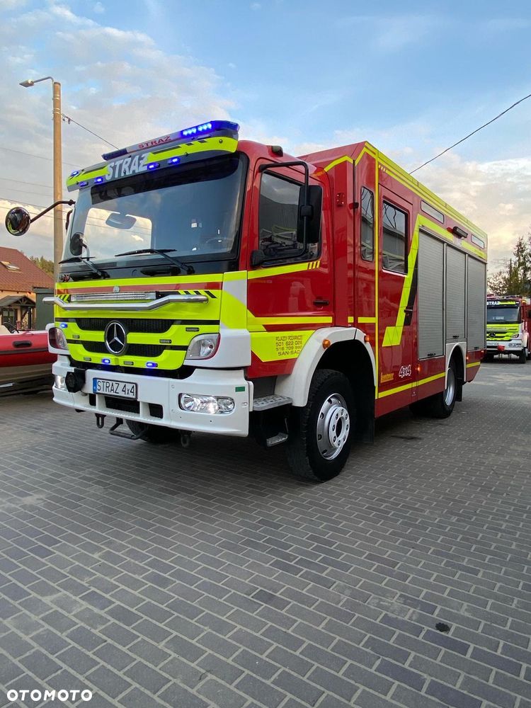 Mercedes-Benz Straż pożarna pojazd pożarniczy MERCEDES ATEGO 4x4 GBA średni terenowy uterenowiony blokady mosty reduktor maszt oświetleniowy - 21