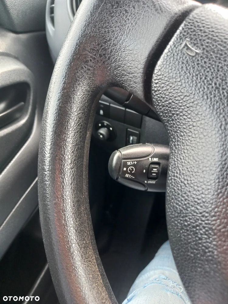 Peugeot Partner 1.6HDI 3-osob 2018 L2 Long VAT-23% Salon PL Klima Tempomat Długi - 10