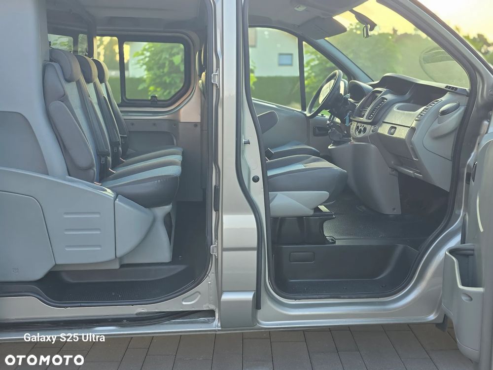 Renault Trafic - 13