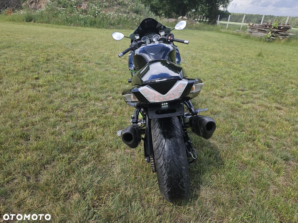 Kawasaki ZZR - 11