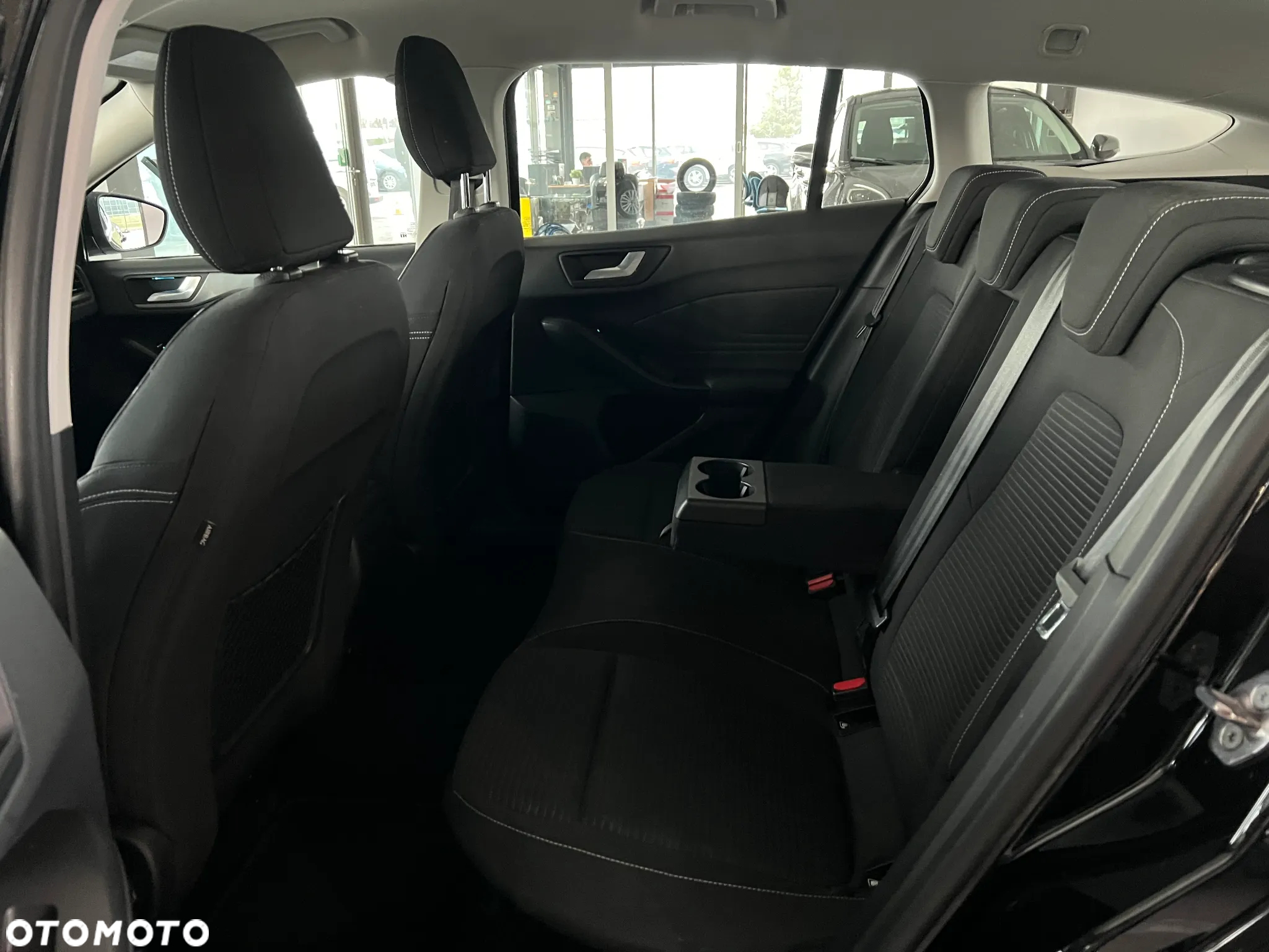 Ford Focus 1.0 EcoBoost Titanium Business - 33