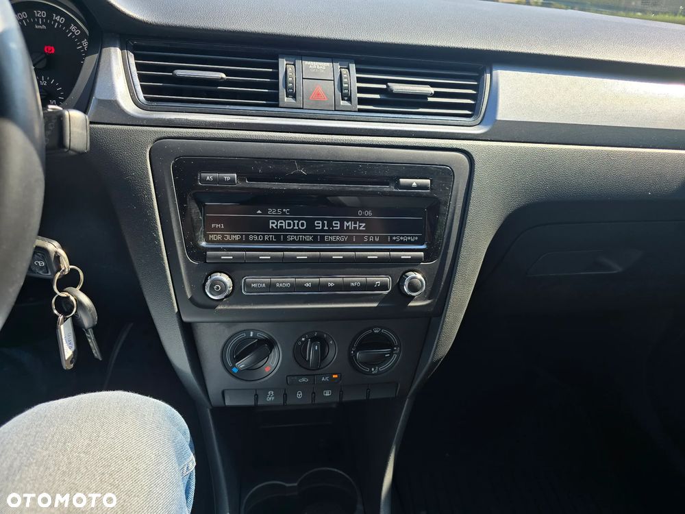 Skoda RAPID 1.2 TSI Ambition - 6