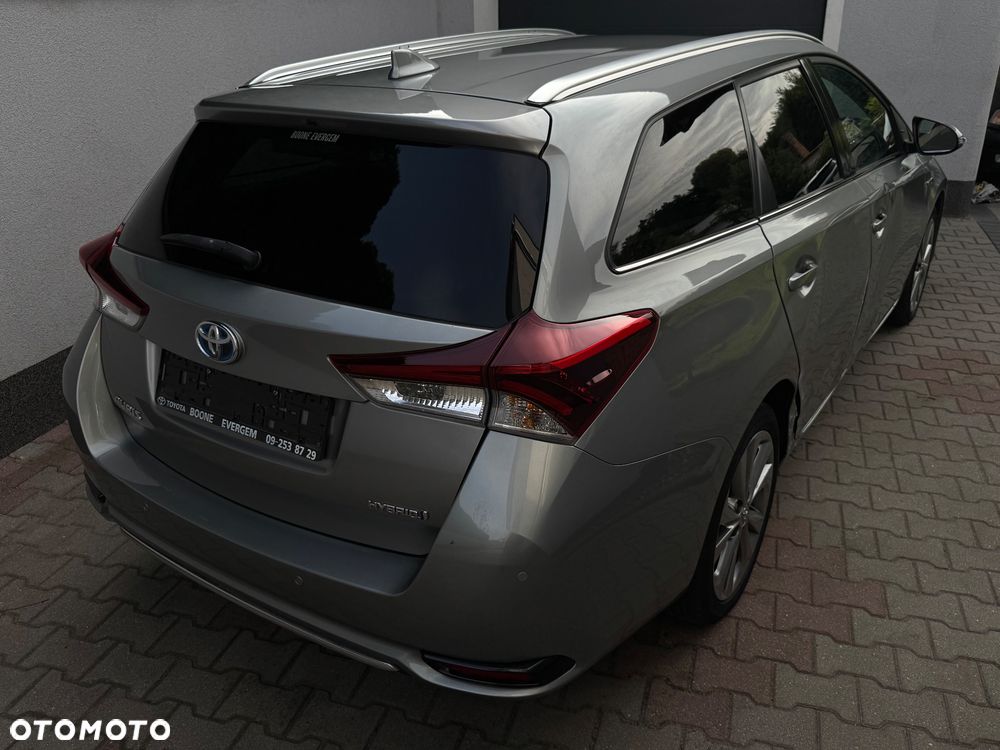 Toyota Auris 1.8 HSD Prestige NAVI - 11
