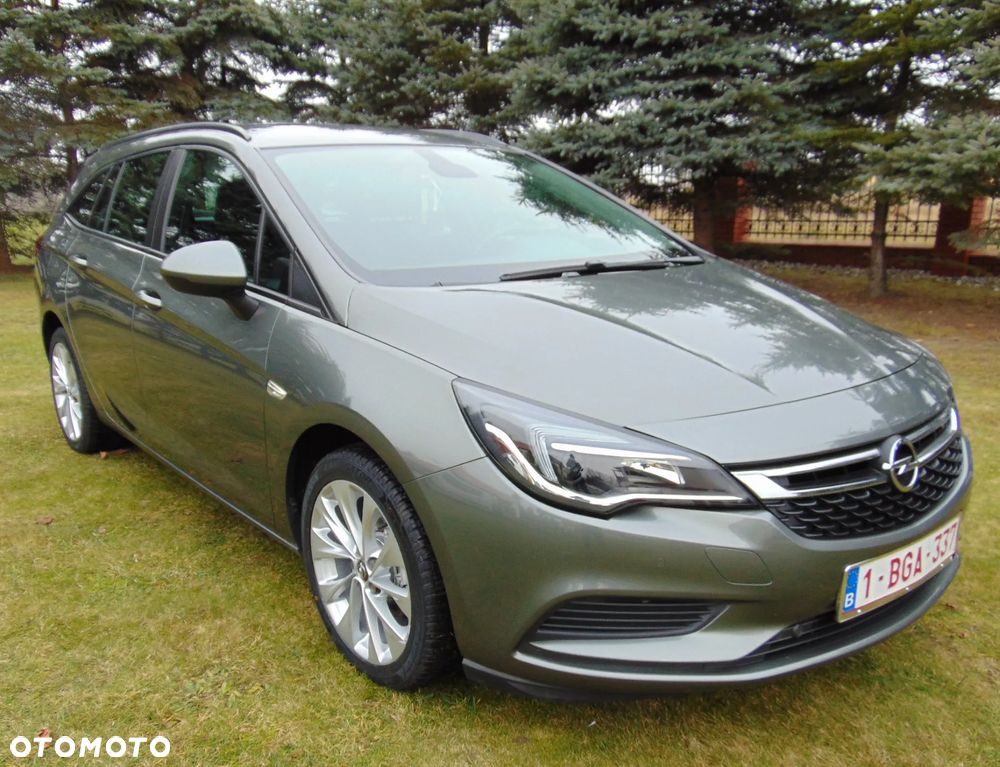 Opel Astra 1.4 Turbo Innovation - 1