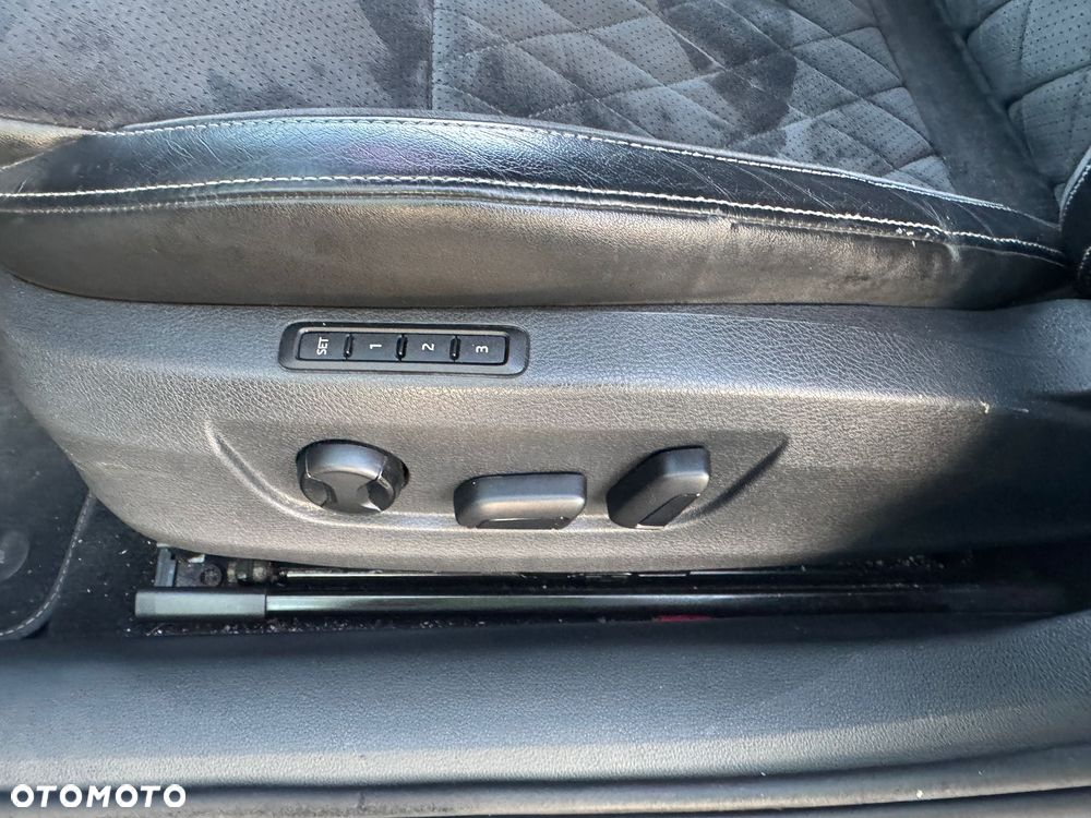 Skoda Superb 2.0 TSI 4x4 DSG SportLine - 25