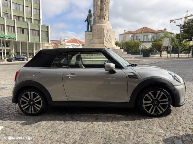 MINI Cabrio Cooper Classic Auto - 4