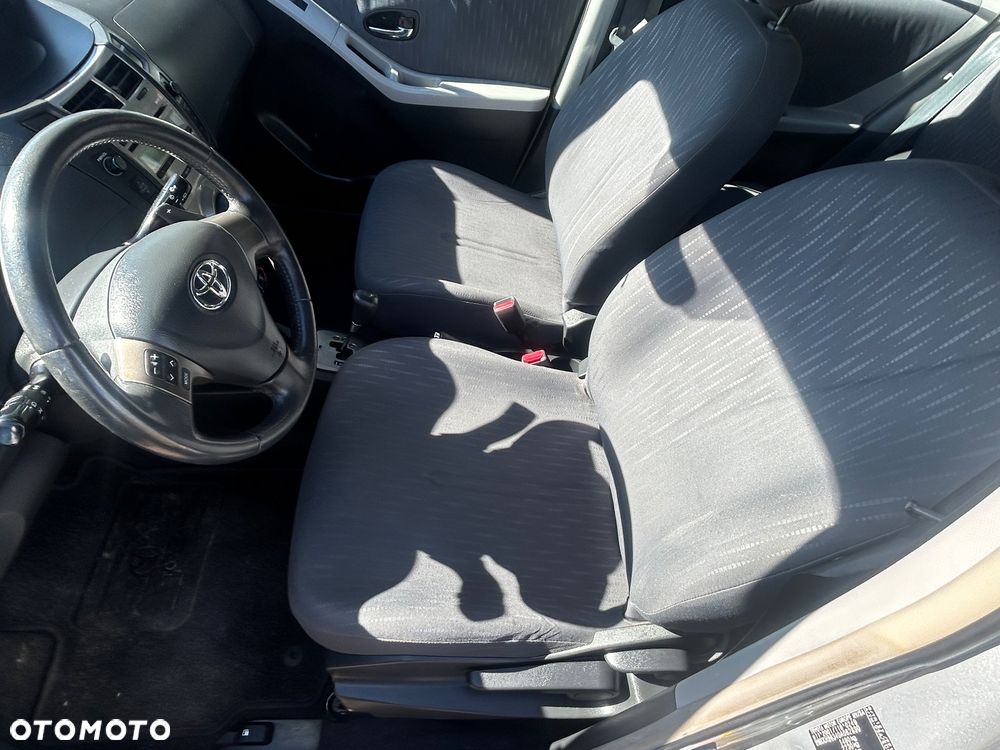 Toyota Yaris 1.33 Sol MM - 14