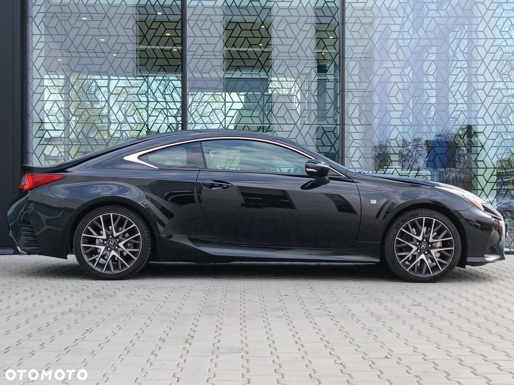 Lexus RC 200t / 300 F Sport - 3