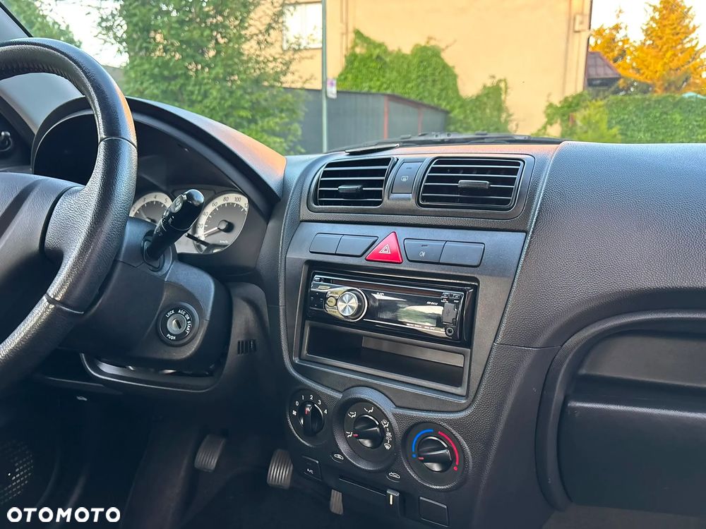 Kia Picanto - 8